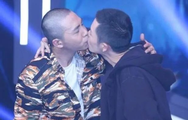 俞灏明和魏晨的关系如何,俞灏明送魏晨房子什么梗