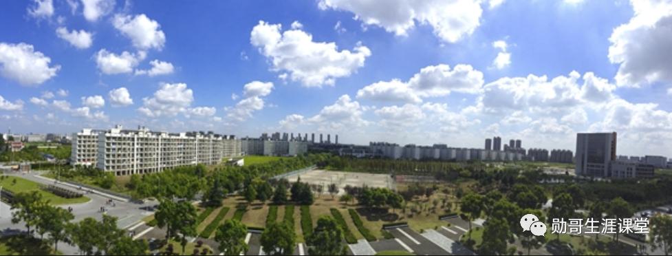 太厉害!这所独立学院录取线超公*本科办**,考教师编,全省第三