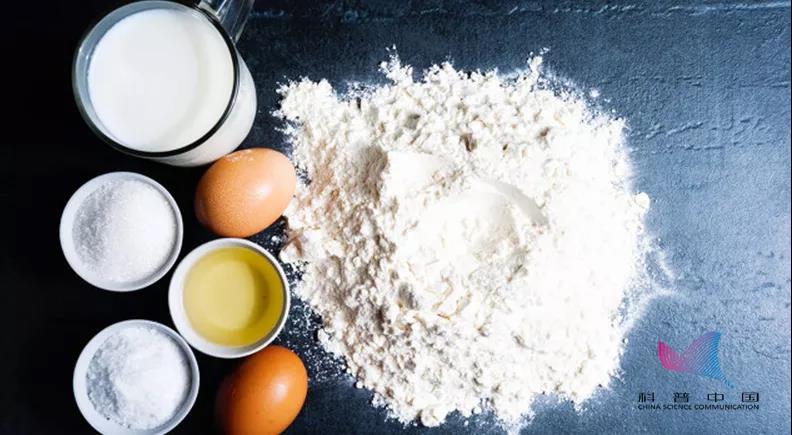 小苏打食用碱和泡打粉有什么区别,小苏打食用碱酵母哪个发面好