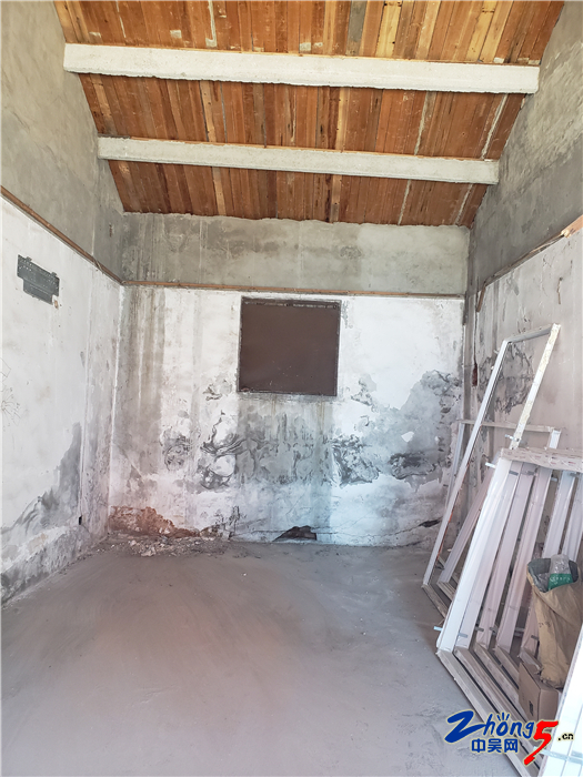 又一处网红打卡点：废墟里打造直播电商产业园