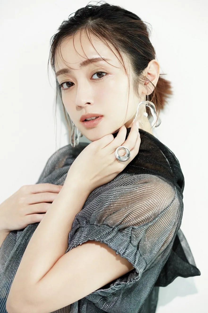 鏃ユ湰绗竴绔ユ槦缁撳,鏇剧粡鏃ユ湰绗竴绔ユ槦