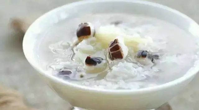 天气炎热容易上火吃什么可以降火,立马见效的降火食物汤