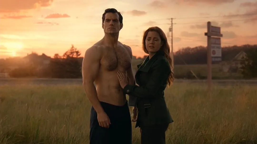 亨利卡维尔不演超人各界反应,超人扮演者亨利卡维尔死亡