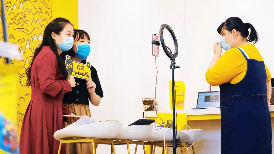 天猫618直播盛况,天猫618带动线上线下