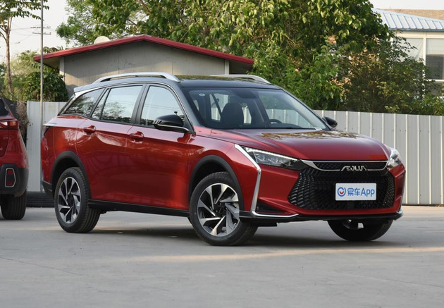 帝豪s和奕炫gs,帝豪gs和致炫哪个值得买