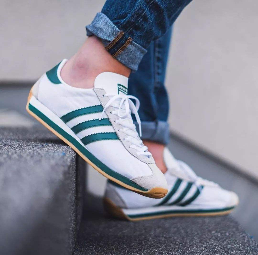 浣欐枃涔愭渶鐏殑涓夋鐢烽瀷,浣欐枃涔愬悓娆鹃瀷鐖嗘