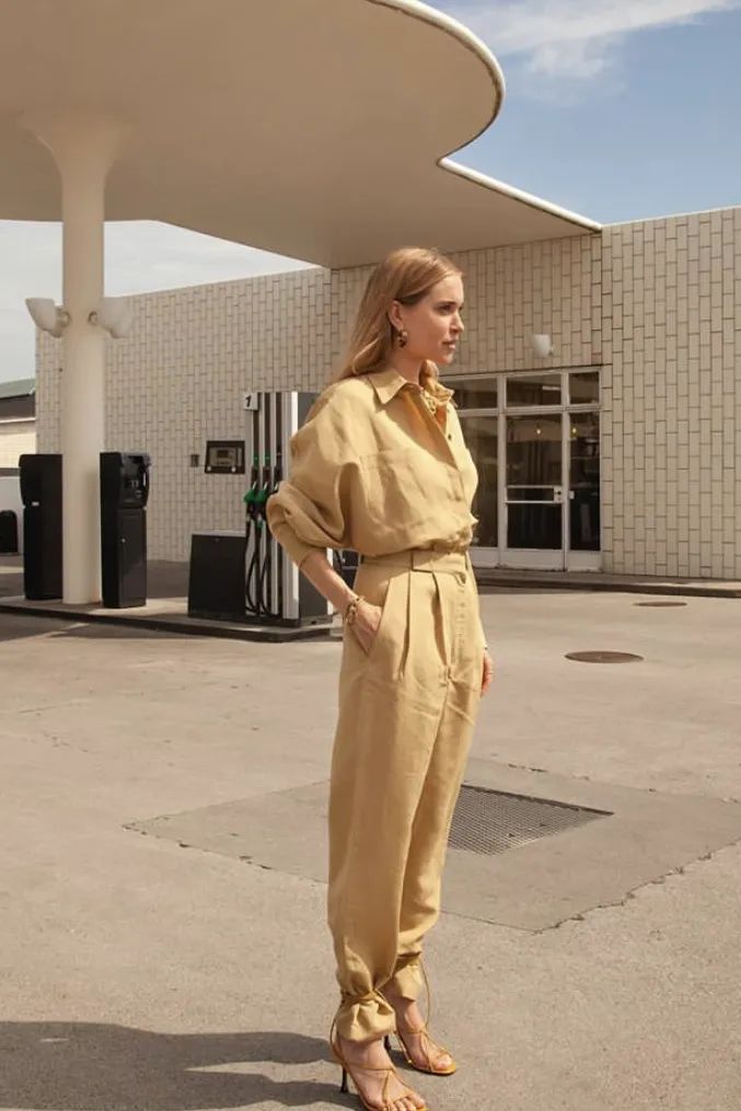 我终于等到了阔腿裤不再时髦的这一天…