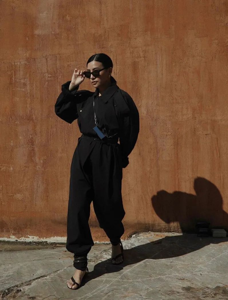 我终于等到了阔腿裤不再时髦的这一天…