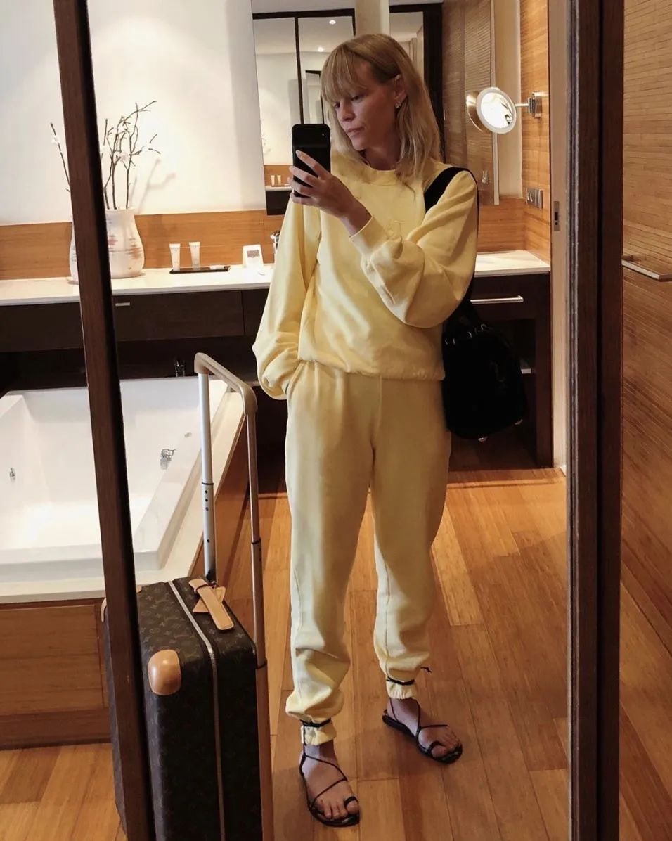 我终于等到了阔腿裤不再时髦的这一天…