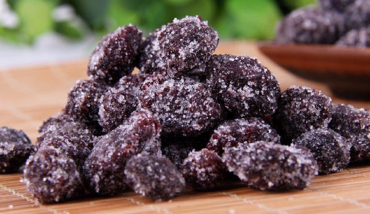 吃杨梅的季节尝一尝春天的味道,昆明又到了吃花的季节