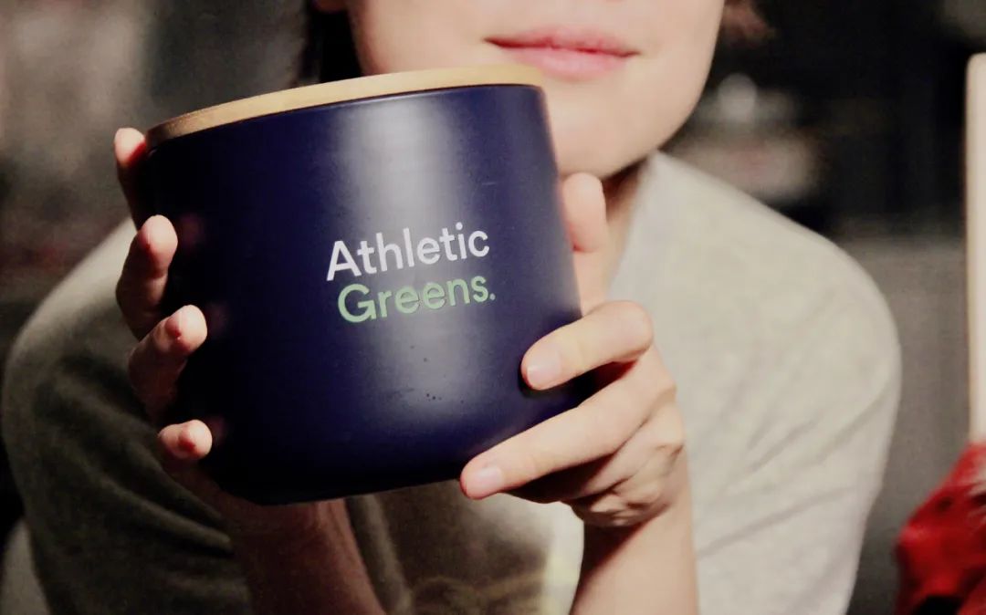 最大的幸运不是因为优秀而被爱,优秀和成功不是辛苦追求而来的