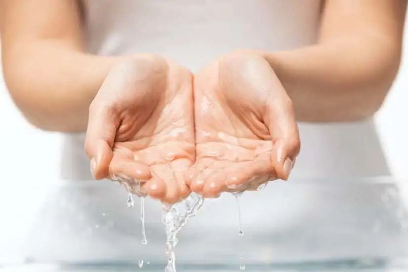 手凉脚凉出汗是什么原因,小孩手凉还出汗怎么回事