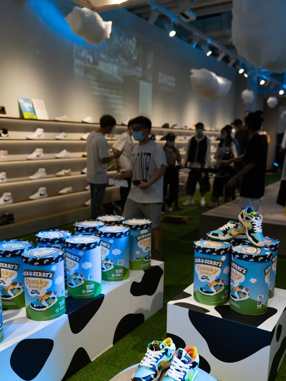 杭州FOSS发售年度理财产品？NikeSBxBenJerry’s合作款为何被炒出天价