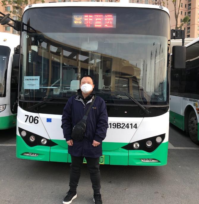 76天的谎言,一双40码运动鞋……看武汉公交青年的战疫故事