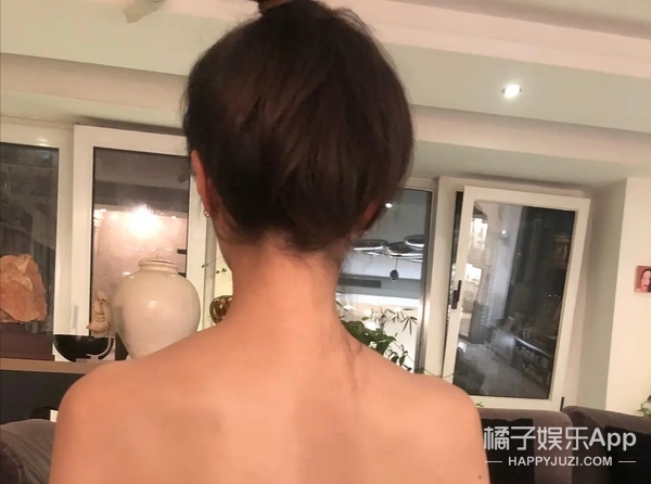 网红鼻祖晚晚和舒淇同框比美赢了？妆容穿搭都有小心机，来抄作业