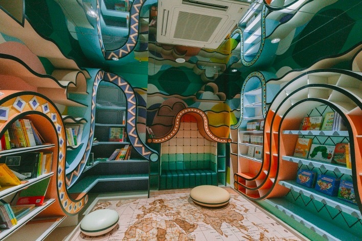 广州永庆坊钟书阁开放时间,最美书店钟书阁探店