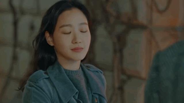 曾因长相被骂到注销账号，这位韩国单眼皮女孩颠覆了我们的审美....