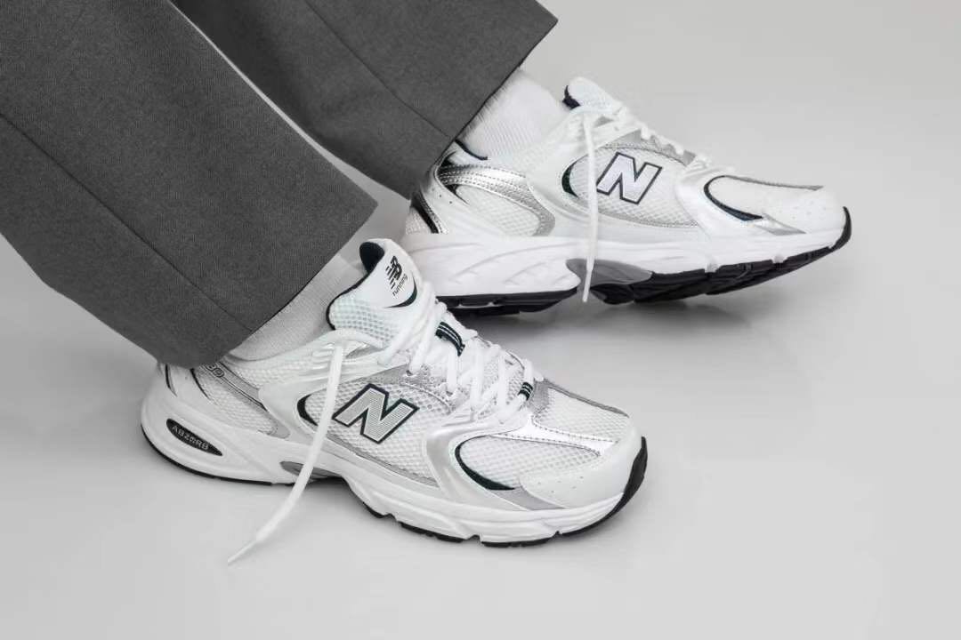 17双超高颜值小白鞋，最低400即可拿下