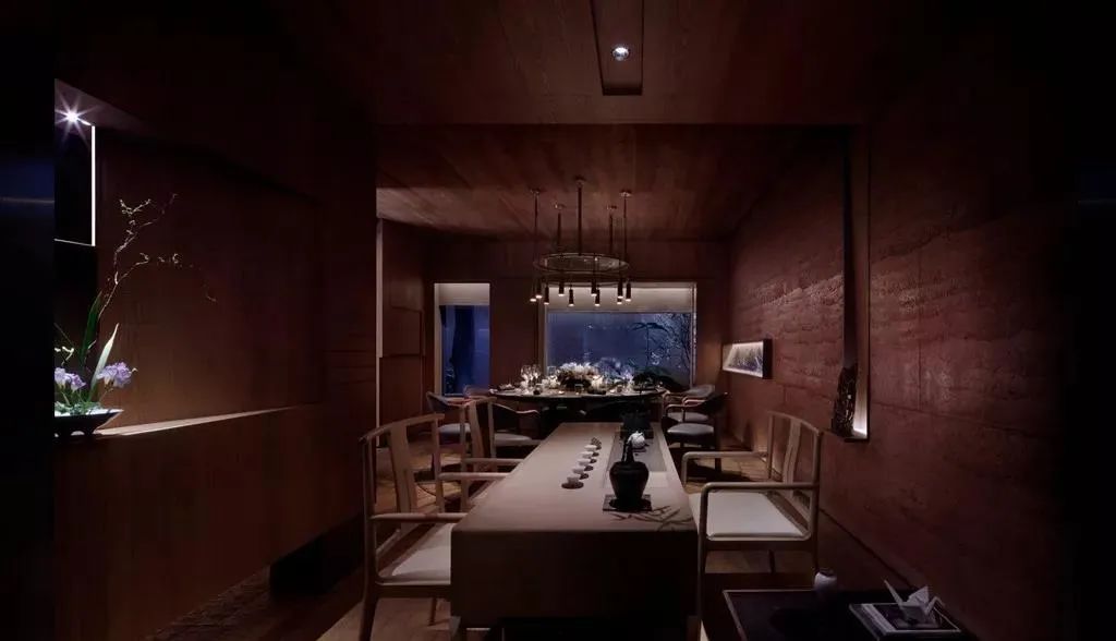 人均1280的餐厅,人均120的砂锅店