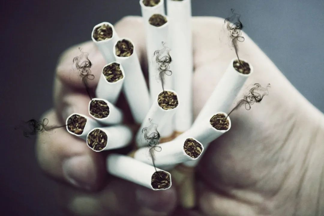 世界无烟日该抽什么烟,世界无烟日点烟前请三思