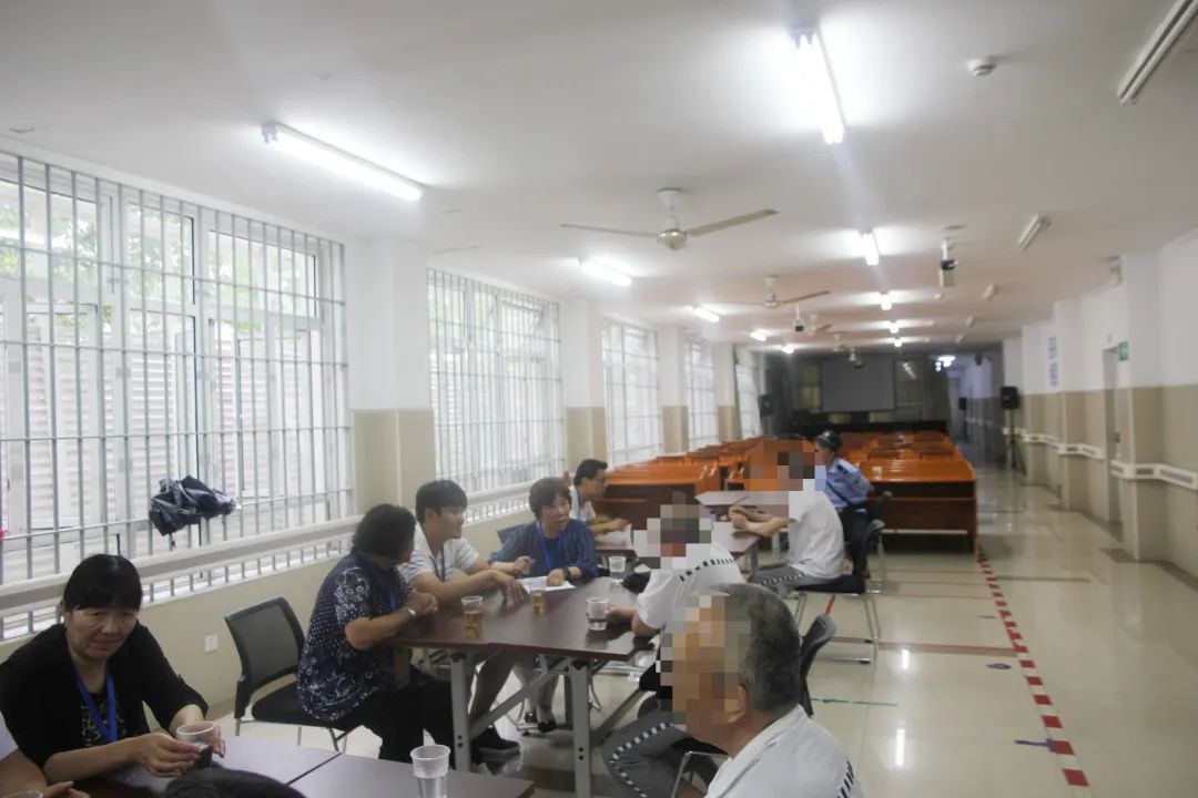 用真心点亮特殊人群的归家之路丨记奉贤区社会帮教“最美”引路人张怡