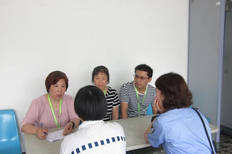 用真心点亮特殊人群的归家之路丨记奉贤区社会帮教“最美”引路人张怡