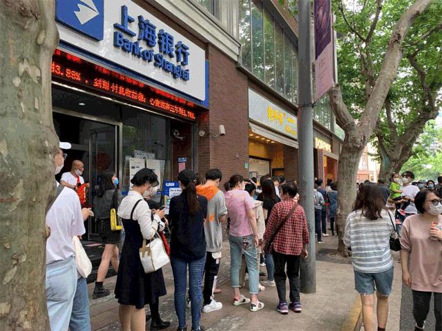 优衣库今夏最火的一次,优衣库事件幕后推手