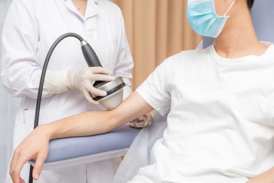 藏不住了！德国黑科技，KO肩颈腰疼痛神器，仅需￥9.9