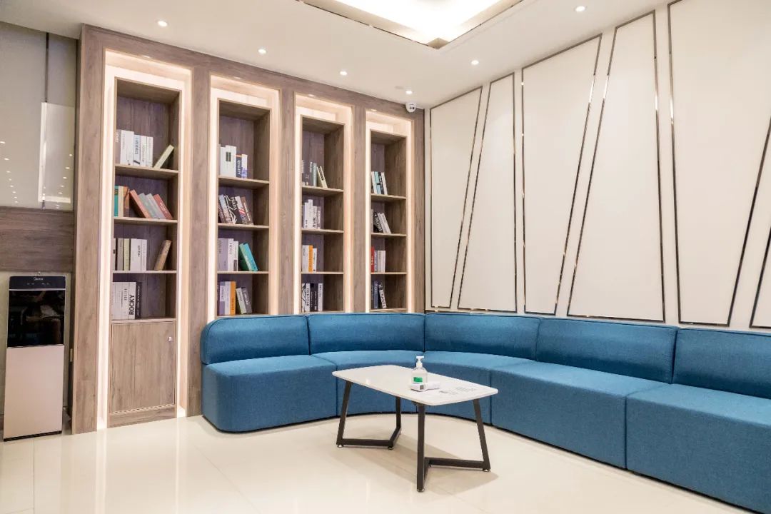 藏不住了！德国黑科技，KO肩颈腰疼痛神器，仅需￥9.9