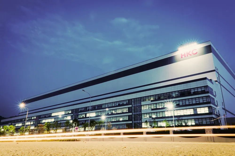 鍧氬畧瀹炰笟鎶ュ浗涓诲姩铻嶅叆鍙戝睍澶у眬,鍧氬畧鎶ュ浗鍒濆績鍕囨攢绉戞妧楂樺嘲