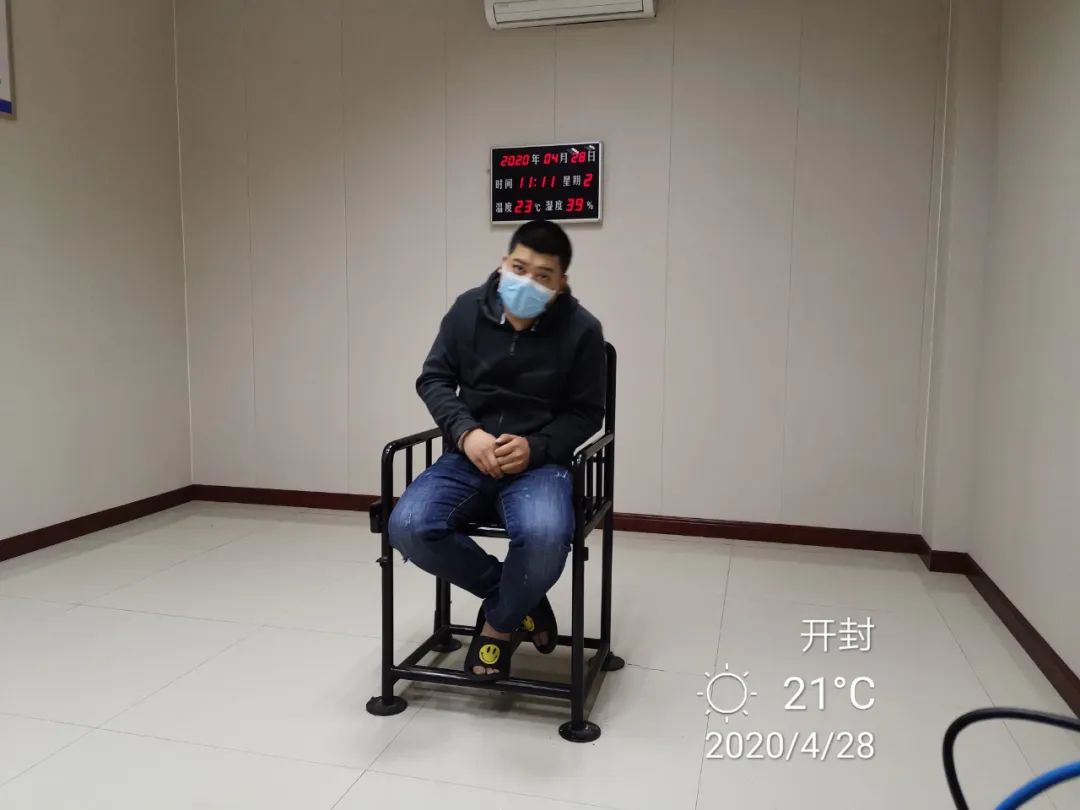 肥水不流外人田,一家子靠淫秽色情网站来赚钱