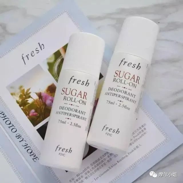 澶忓浼戦棽琛f湇,澶忔棩8浠跺