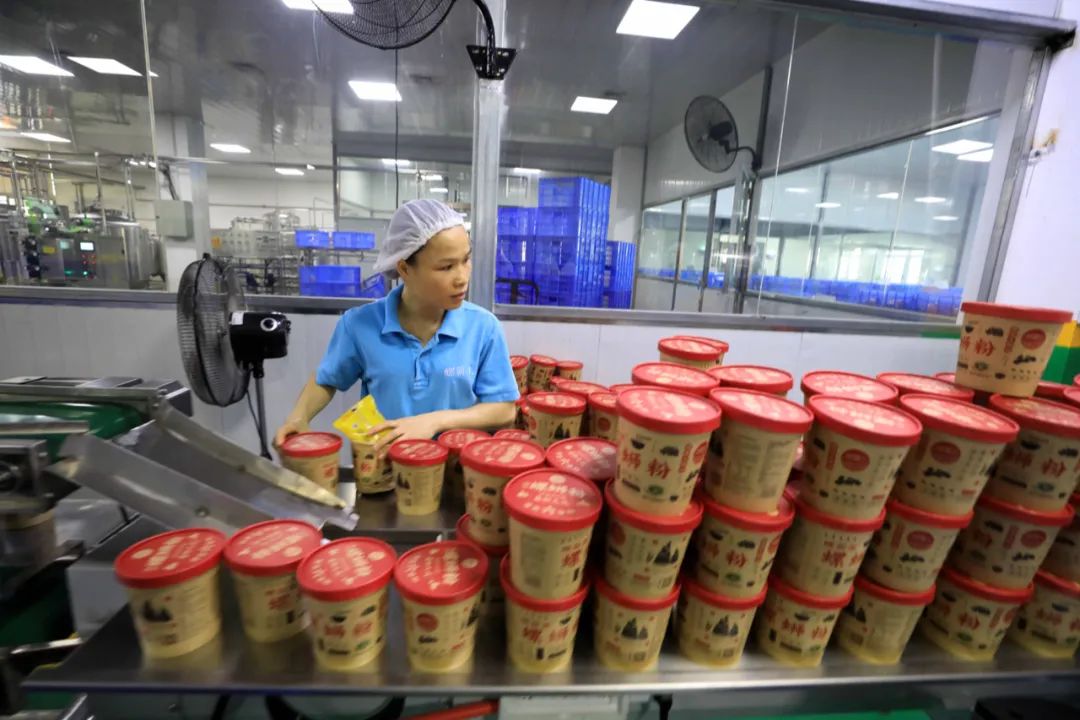 火出“粉”圈，这家学校准备量产螺蛳粉人才