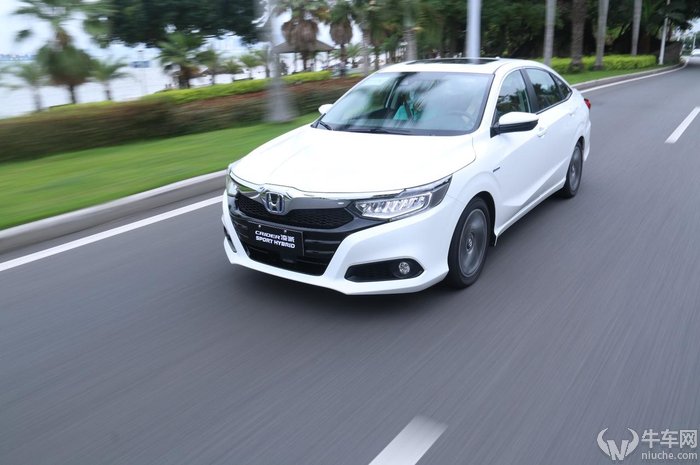 广汽本田凌派2019180turbocvt舒适版,试驾新款本田凌派锐混动