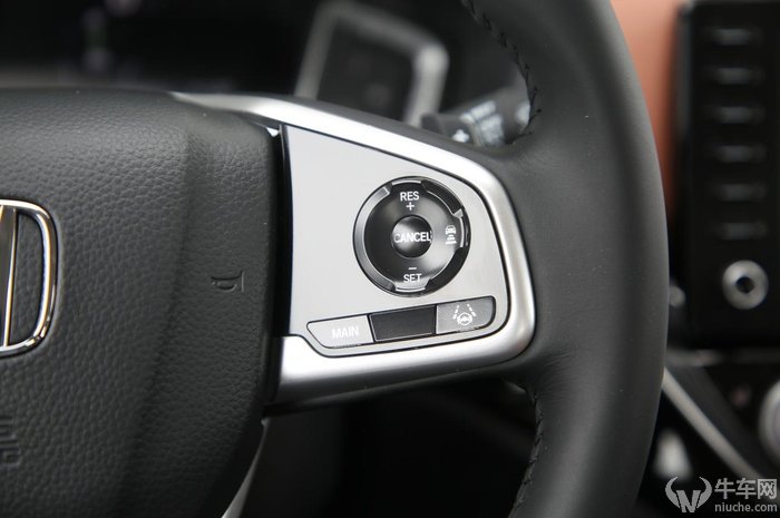 广汽本田凌派2019180turbocvt舒适版,试驾新款本田凌派锐混动