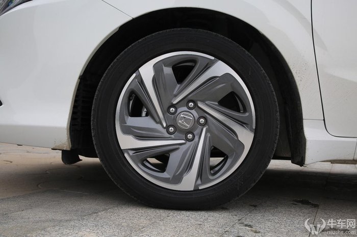 广汽本田凌派2019180turbocvt舒适版,试驾新款本田凌派锐混动