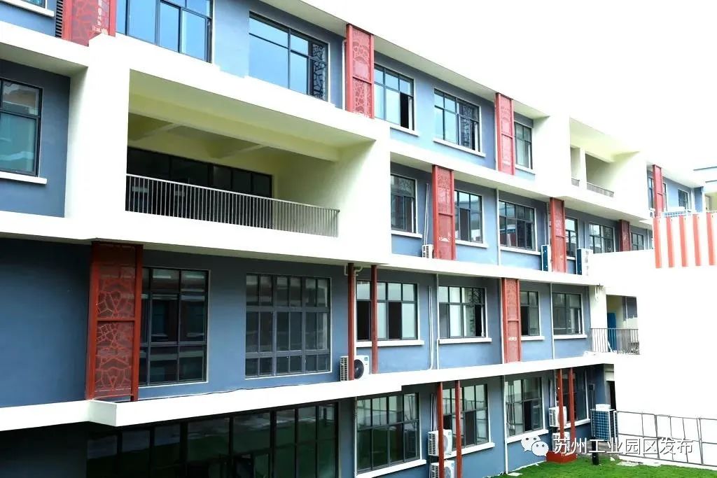 金鸡湖中学新校区怎么样,园区金鸡湖新校区