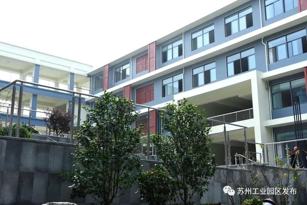 金鸡湖中学新校区怎么样,园区金鸡湖新校区