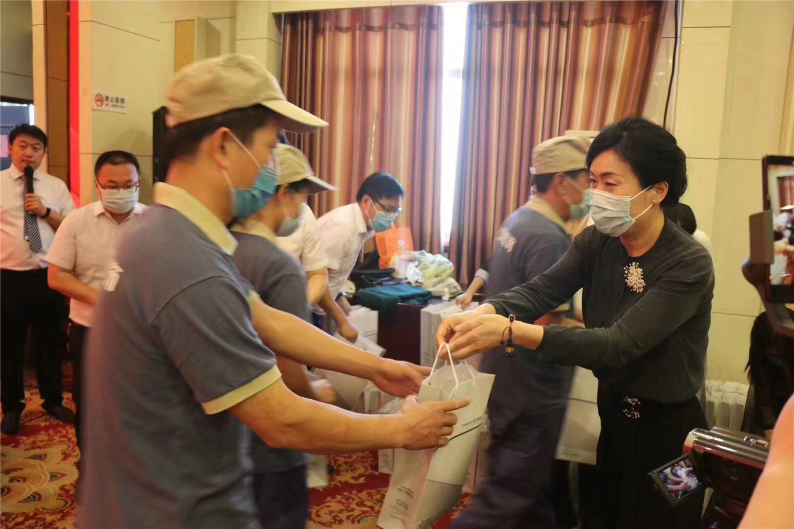 南阳业之峰是直营吗,南阳业之峰装饰有自己的施工队吗