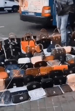 朋友圈画风突变!“黑人朋友”代购乱入?摆地摊卖LV、GUGGI?