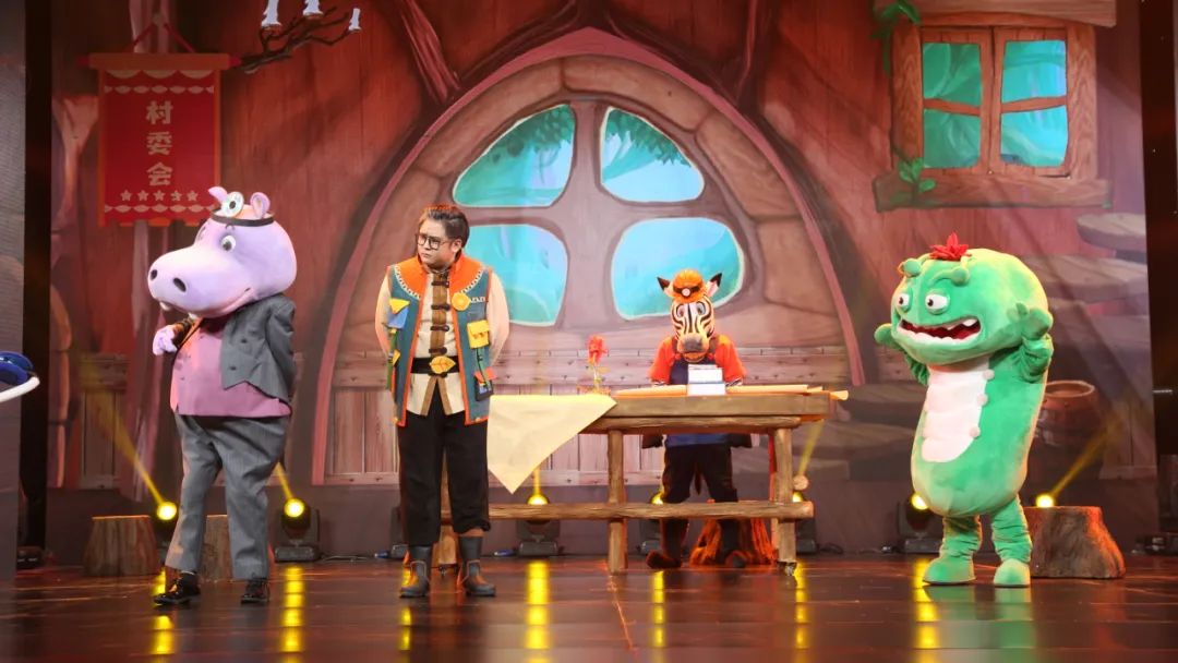 卡酷少儿台剧非凡守护者,疫情中的幼儿园六一活动