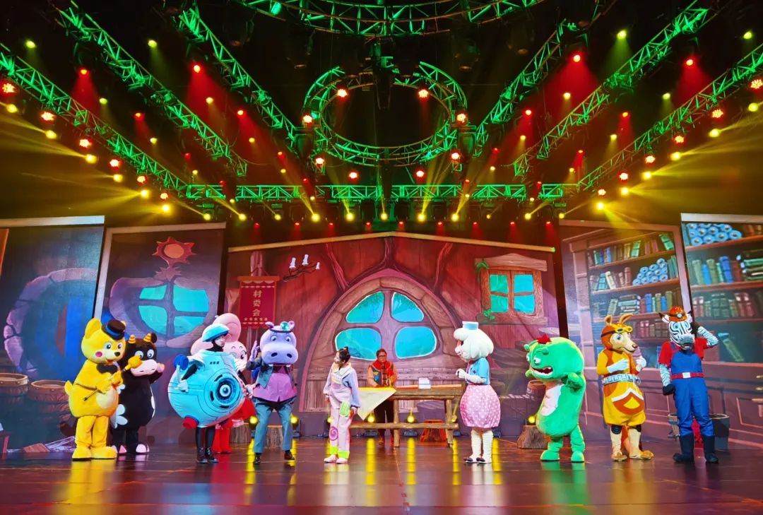 卡酷少儿台剧非凡守护者,疫情中的幼儿园六一活动