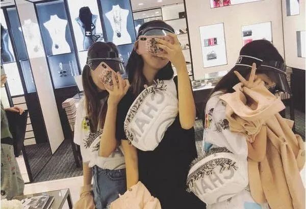 未来的名模双胞胎姐妹花,未来明星姐妹花