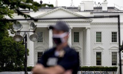 太“*力暴**”了，纳指竟要历史新高！140城爆发抗议，五角大楼进入“黄色警戒”，更有确诊单日暴增2.4万！特朗普：要感谢我