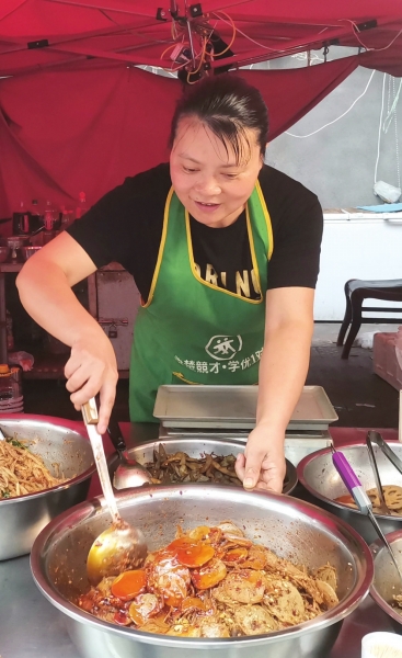 在长沙摆摊一个月能赚多少,长沙摆摊一天卖200碗难吗