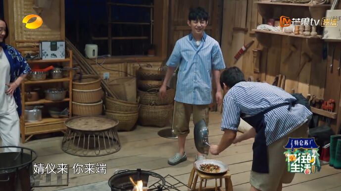 何炅和黄磊现状,何炅黄磊日常生活