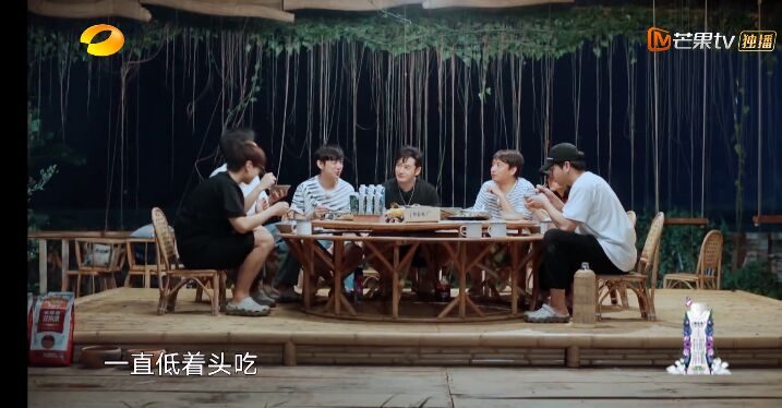 何炅和黄磊现状,何炅黄磊日常生活