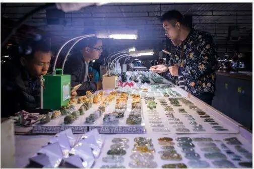 珠宝市场直播卖货套路,直播珠宝行业内幕