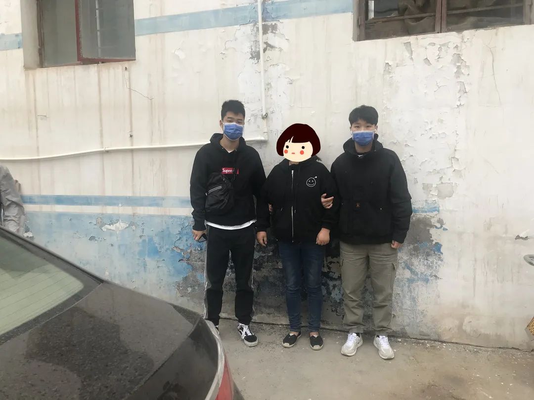 漂亮空姐被警察抓,漂亮空姐报案