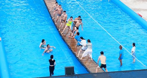 菏泽门票9.9元水上乐园,山东菏泽万象城水上乐园